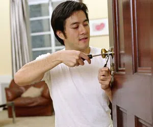 General Locksmith Store Littleton, CO 303-566-9165 - changing-locks